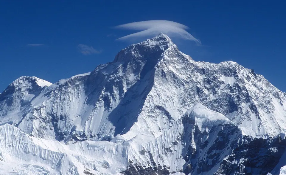Snow-covered summit of Makalu
